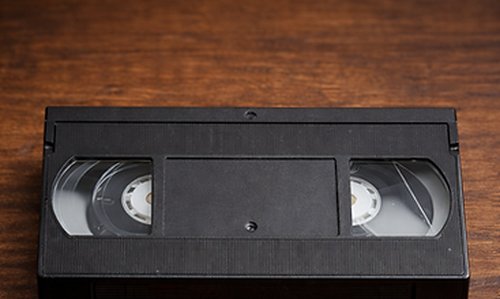Видеокассета S-VHS, подготовленная к оцифровке
